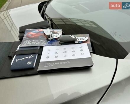 Сірий БМВ 7 Серія, об'ємом двигуна 2 л та пробігом 31 тис. км за 64800 $, фото 94 на Automoto.ua