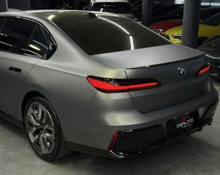 БМВ 7 Серия 2023 в Одессе на Automoto.ua Серый БМВ 7 Серия, объемом двигателя 3 л и пробегом 1 тыс. км за 133000 $, фото 13 на Automoto.ua