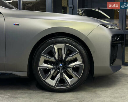 БМВ 7 Серия 2023 в Одессе на Automoto.ua Серый БМВ 7 Серия, объемом двигателя 3 л и пробегом 1 тыс. км за 133000 $, фото 4 на Automoto.ua