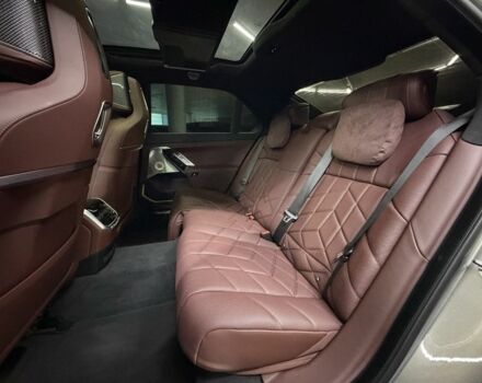 Сірий БМВ 7 Серія, об'ємом двигуна 3 л та пробігом 1 тис. км за 129000 $, фото 18 на Automoto.ua