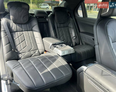 Серый БМВ 7 Серия, объемом двигателя 2.99 л и пробегом 15 тыс. км за 139500 $, фото 19 на Automoto.ua