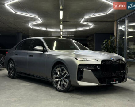 БМВ 7 Серия 2023 в Одессе на Automoto.ua Серый БМВ 7 Серия, объемом двигателя 3 л и пробегом 1 тыс. км за 133000 $, фото 1 на Automoto.ua