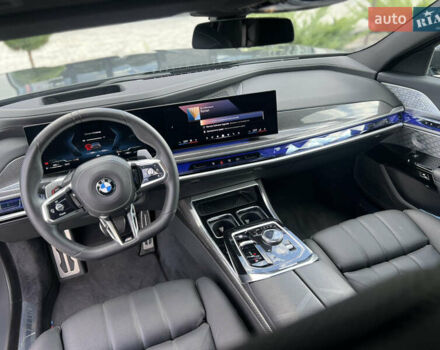 Серый БМВ 7 Серия, объемом двигателя 2.99 л и пробегом 15 тыс. км за 139500 $, фото 13 на Automoto.ua