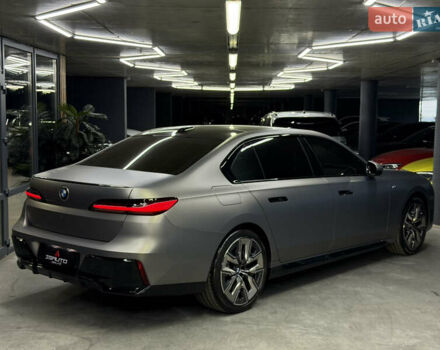 БМВ 7 Серия 2023 в Одессе на Automoto.ua Серый БМВ 7 Серия, объемом двигателя 3 л и пробегом 1 тыс. км за 133000 $, фото 13 на Automoto.ua