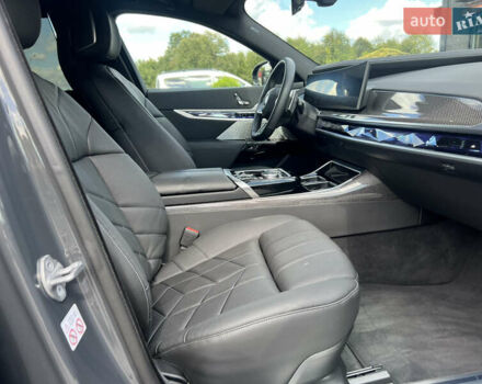 Серый БМВ 7 Серия, объемом двигателя 2.99 л и пробегом 15 тыс. км за 139500 $, фото 16 на Automoto.ua