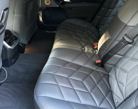 Серый БМВ 7 Серия, объемом двигателя 3 л и пробегом 18 тыс. км за 179000 $, фото 20 на Automoto.ua