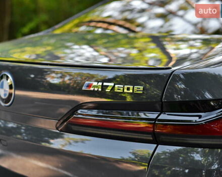 Серый БМВ 7 Серия, объемом двигателя 3 л и пробегом 18 тыс. км за 179000 $, фото 9 на Automoto.ua