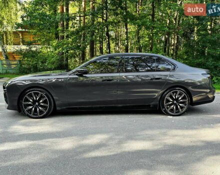 Серый БМВ 7 Серия, объемом двигателя 3 л и пробегом 18 тыс. км за 179000 $, фото 7 на Automoto.ua