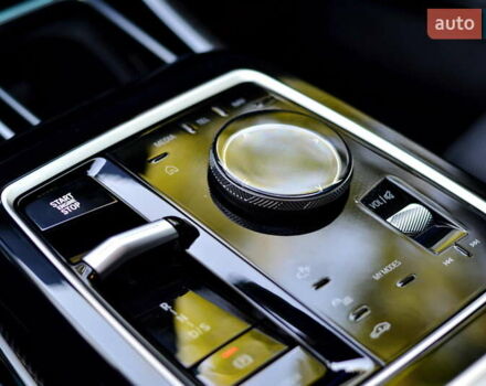 Серый БМВ 7 Серия, объемом двигателя 3 л и пробегом 18 тыс. км за 179000 $, фото 17 на Automoto.ua