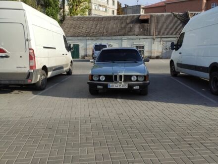 Серый БМВ 7 Серия, объемом двигателя 2.8 л и пробегом 14 тыс. км за 2500 $, фото 1 на Automoto.ua