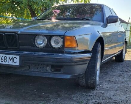 Серый БМВ 7 Серия, объемом двигателя 3 л и пробегом 560 тыс. км за 2000 $, фото 1 на Automoto.ua