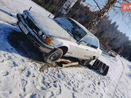 БМВ 7 Серия 1987 в Верховине на Automoto.ua Серый БМВ 7 Серия, объемом двигателя 3 л и пробегом 480 тыс. км за 1850 $, фото 1 на Automoto.ua
