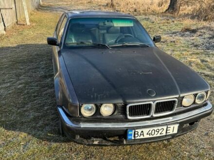 Серый БМВ 7 Серия, объемом двигателя 3 л и пробегом 298 тыс. км за 1600 $, фото 1 на Automoto.ua