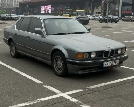 Серый БМВ 7 Серия, объемом двигателя 3.5 л и пробегом 280 тыс. км за 2200 $, фото 1 на Automoto.ua