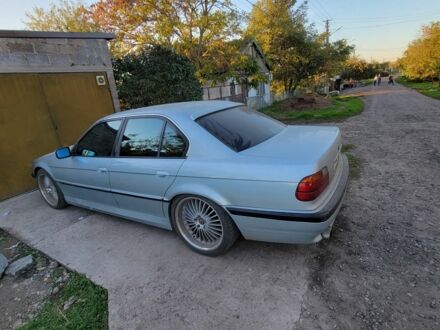 Сірий БМВ 7 Серія, об'ємом двигуна 4 л та пробігом 360 тис. км за 4500 $, фото 1 на Automoto.ua