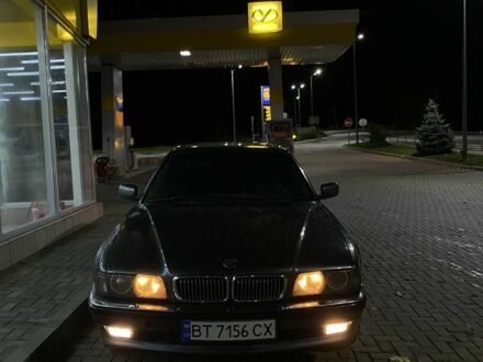 Сірий БМВ 7 Серія, об'ємом двигуна 3.4 л та пробігом 230 тис. км за 3700 $, фото 1 на Automoto.ua