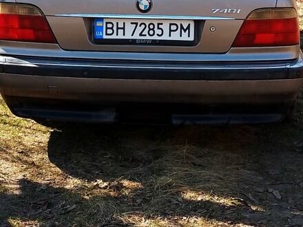 Серый БМВ 7 Серия, объемом двигателя 4 л и пробегом 1 тыс. км за 3500 $, фото 1 на Automoto.ua