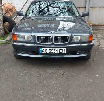 Сірий БМВ 7 Серія, об'ємом двигуна 2.5 л та пробігом 426 тис. км за 4800 $, фото 1 на Automoto.ua