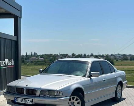 Серый БМВ 7 Серия, объемом двигателя 2.79 л и пробегом 350 тыс. км за 2999 $, фото 1 на Automoto.ua