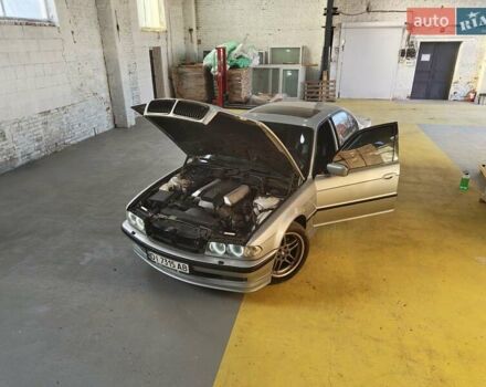 Сірий БМВ 7 Серія, об'ємом двигуна 3.5 л та пробігом 401 тис. км за 13000 $, фото 1 на Automoto.ua