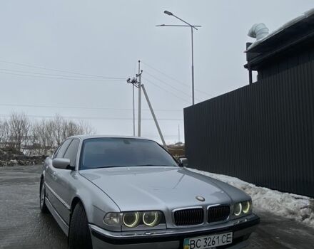 Серый БМВ 7 Серия, объемом двигателя 2.9 л и пробегом 200 тыс. км за 5100 $, фото 1 на Automoto.ua