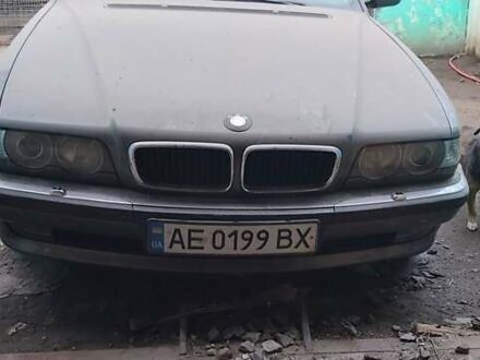 БМВ 7 Серия 2001 в Шполе на Automoto.ua Серый БМВ 7 Серия, объемом двигателя 3 л и пробегом 332 тыс. км за 10000 $, фото 1 на Automoto.ua