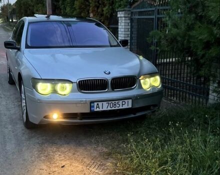 Серый БМВ 7 Серия, объемом двигателя 4.4 л и пробегом 392 тыс. км за 4550 $, фото 1 на Automoto.ua