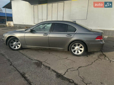 БМВ 7 Серия 2005 в Львове на Automoto.ua Серый БМВ 7 Серия, объемом двигателя 4.8 л и пробегом 272 тыс. км за 8000 $, фото 1 на Automoto.ua