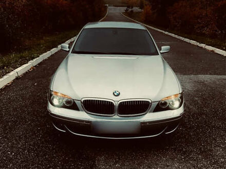 Серый БМВ 7 Серия, объемом двигателя 4 л и пробегом 327 тыс. км за 8300 $, фото 1 на Automoto.ua