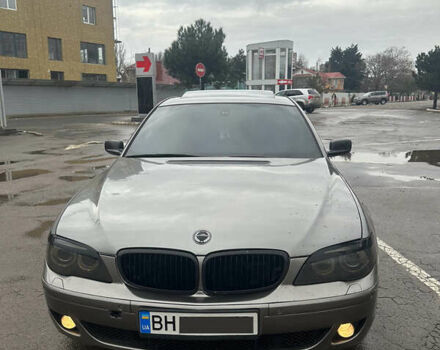 Серый БМВ 7 Серия, объемом двигателя 3 л и пробегом 355 тыс. км за 9800 $, фото 1 на Automoto.ua