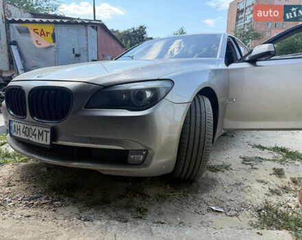 Сірий БМВ 7 Серія, об'ємом двигуна 2.98 л та пробігом 339 тис. км за 9500 $, фото 1 на Automoto.ua