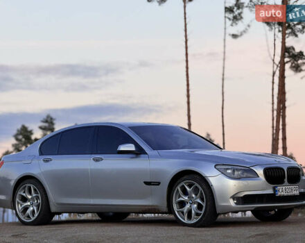 Серый БМВ 7 Серия, объемом двигателя 2.98 л и пробегом 343 тыс. км за 11500 $, фото 1 на Automoto.ua