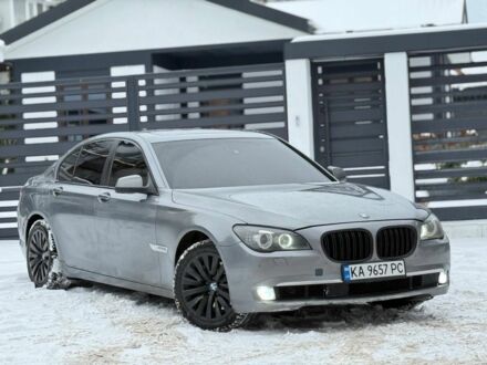 Сірий БМВ 7 Серія, об'ємом двигуна 3 л та пробігом 477 тис. км за 11200 $, фото 1 на Automoto.ua