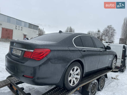 Сірий БМВ 7 Серія, об'ємом двигуна 3 л та пробігом 170 тис. км за 9900 $, фото 1 на Automoto.ua