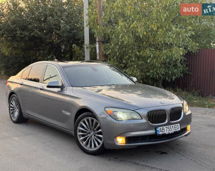 Серый БМВ 7 Серия, объемом двигателя 3 л и пробегом 178 тыс. км за 16900 $, фото 1 на Automoto.ua