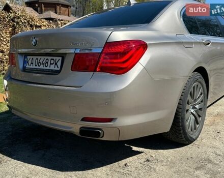 Серый БМВ 7 Серия, объемом двигателя 4.39 л и пробегом 111 тыс. км за 16500 $, фото 1 на Automoto.ua