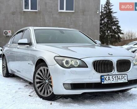Серый БМВ 7 Серия, объемом двигателя 3 л и пробегом 240 тыс. км за 15500 $, фото 1 на Automoto.ua