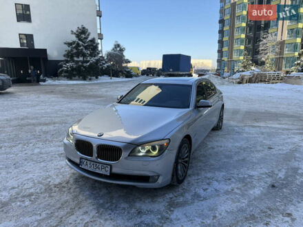 Серый БМВ 7 Серия, объемом двигателя 2.98 л и пробегом 220 тыс. км за 14000 $, фото 1 на Automoto.ua