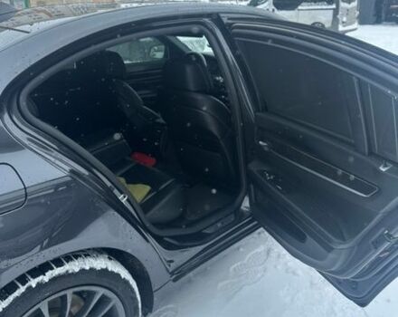 Сірий БМВ 7 Серія, об'ємом двигуна 2.99 л та пробігом 322 тис. км за 17500 $, фото 1 на Automoto.ua