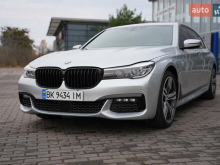 Серый БМВ 7 Серия, объемом двигателя 3 л и пробегом 180 тыс. км за 27000 $, фото 1 на Automoto.ua