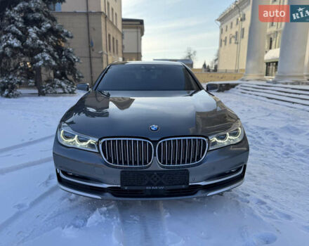 Серый БМВ 7 Серия, объемом двигателя 3 л и пробегом 180 тыс. км за 38000 $, фото 1 на Automoto.ua