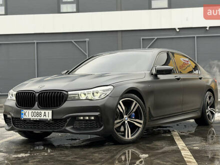 Серый БМВ 7 Серия, объемом двигателя 3 л и пробегом 159 тыс. км за 31000 $, фото 1 на Automoto.ua