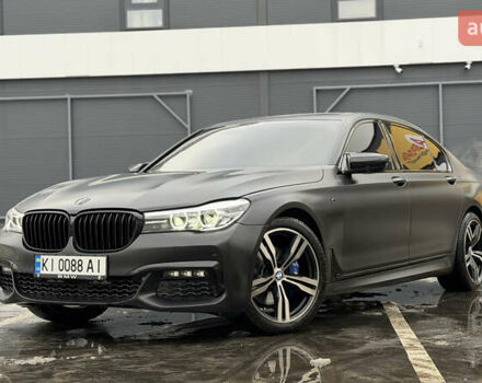 Серый БМВ 7 Серия, объемом двигателя 3 л и пробегом 159 тыс. км за 31000 $, фото 1 на Automoto.ua