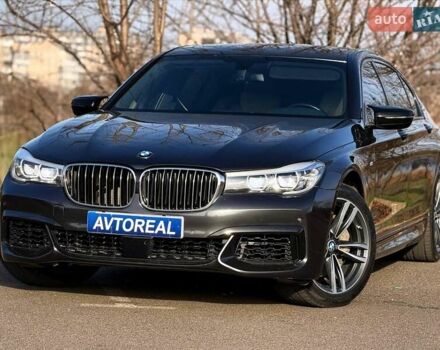 Серый БМВ 7 Серия, объемом двигателя 3 л и пробегом 92 тыс. км за 31000 $, фото 1 на Automoto.ua