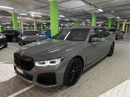 Серый БМВ 7 Серия, объемом двигателя 3 л и пробегом 97 тыс. км за 53000 $, фото 1 на Automoto.ua