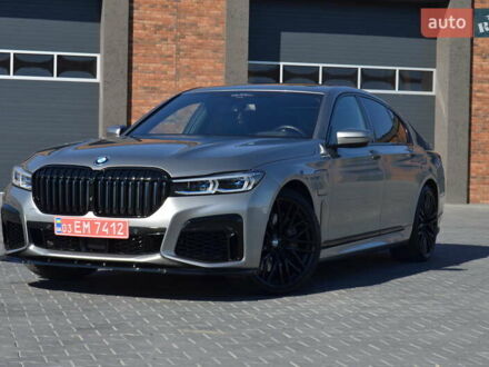 БМВ 7 Серия 2022 в Черновцах на Automoto.ua Серый БМВ 7 Серия, объемом двигателя 3 л и пробегом 94 тыс. км за 69000 $, фото 1 на Automoto.ua