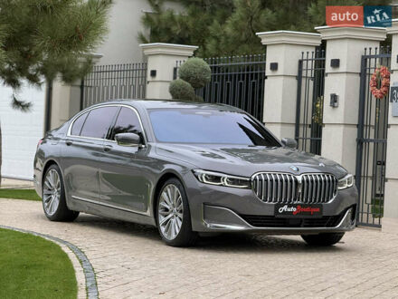 Серый БМВ 7 Серия, объемом двигателя 2.99 л и пробегом 55 тыс. км за 82000 $, фото 1 на Automoto.ua