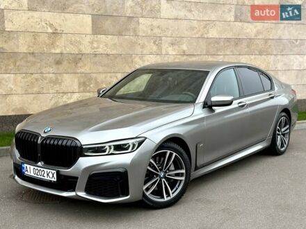 Серый БМВ 7 Серия, объемом двигателя 2 л и пробегом 31 тыс. км за 64800 $, фото 1 на Automoto.ua