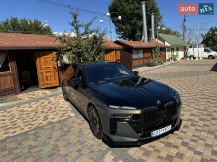 БМВ 7 Серия 2023 в Одессе на Automoto.ua Серый БМВ 7 Серия, объемом двигателя 2.99 л и пробегом 74 тыс. км за 125000 $, фото 1 на Automoto.ua