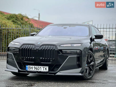 БМВ 7 Серия 2023 в Киеве на Automoto.ua Серый БМВ 7 Серия, объемом двигателя 2.99 л и пробегом 75 тыс. км за 118800 $, фото 1 на Automoto.ua